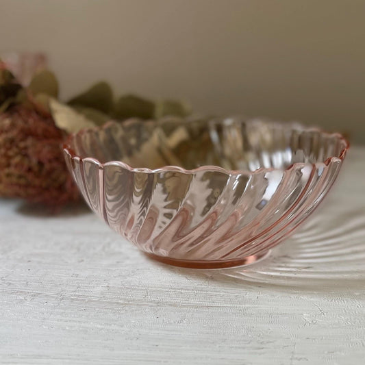 Vintage Pink Arcoroc Rosaline Berry Bowl | Rosaline Dessert Bowls | Rosaline Glass Swirl Pattern | Small Rosaline Bowls | Arcoroc France