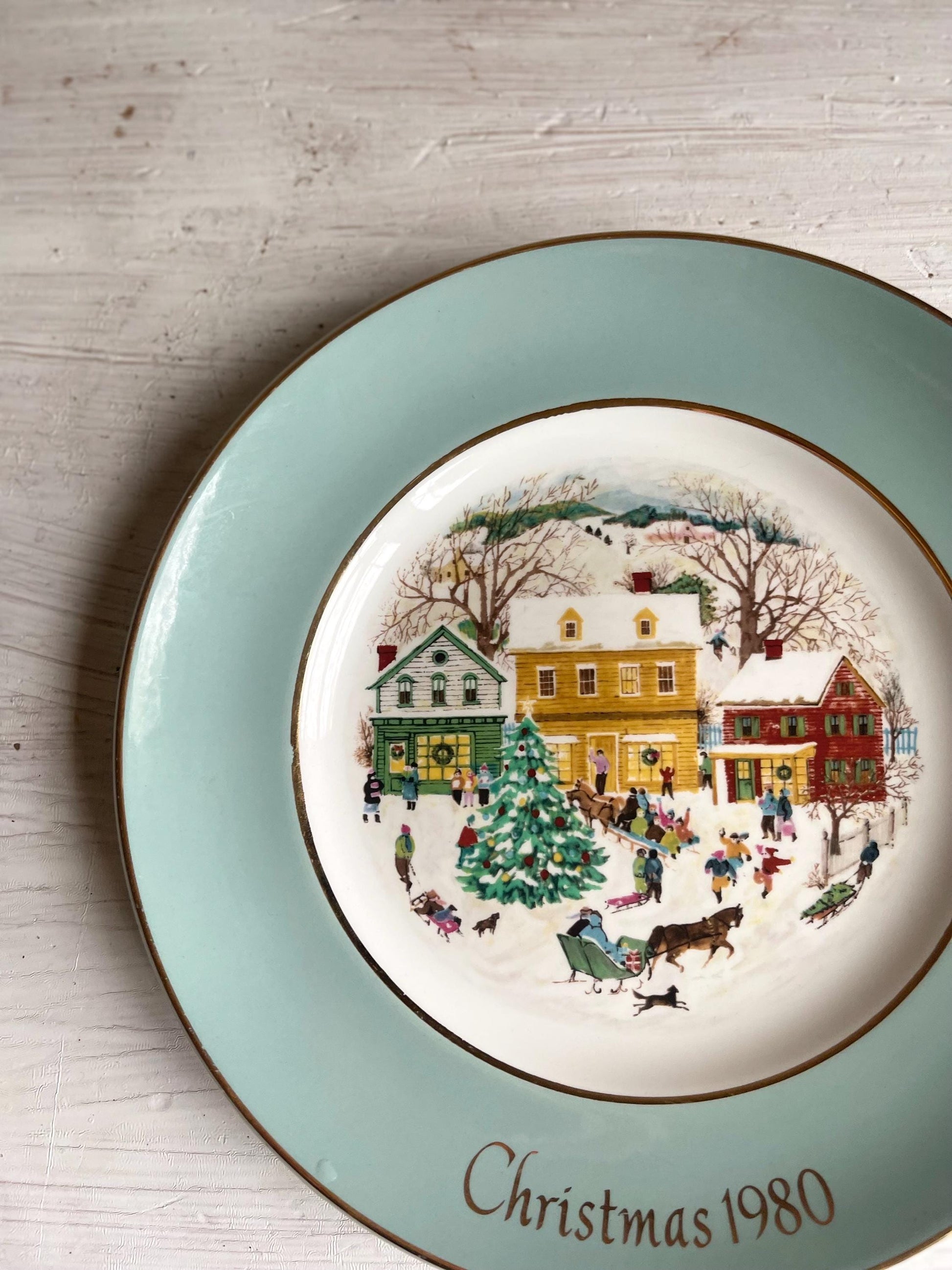 Avon 1980 Christmas Plate | Christmas Plate | Vintage Christmas Dishes | Christmas Plates | Avon Christmas Collector Plate | Collector Plate