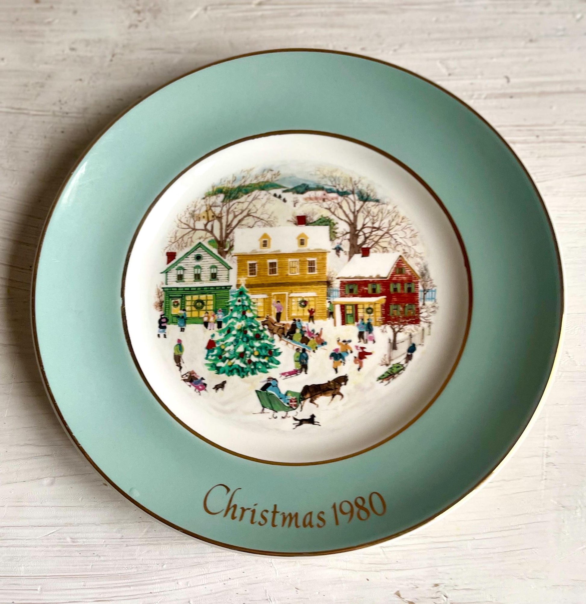 Avon 1980 Christmas Plate | Christmas Plate | Vintage Christmas Dishes | Christmas Plates | Avon Christmas Collector Plate | Collector Plate